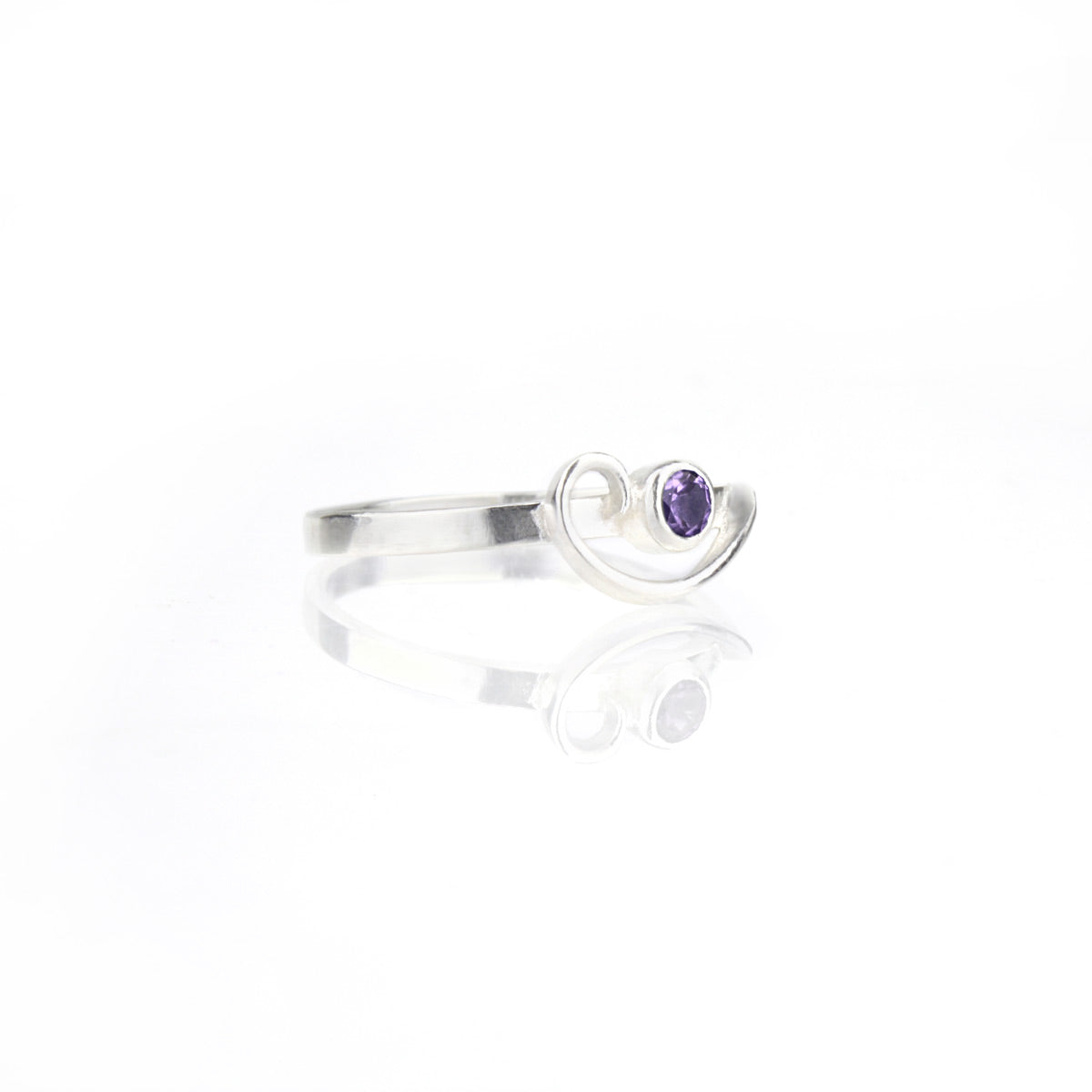 Arabesque Ring with Amethyst