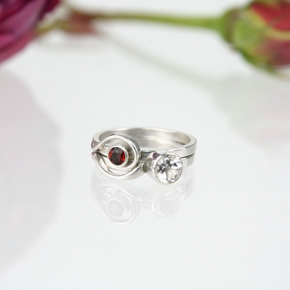 Spiral Ring with Garnet
