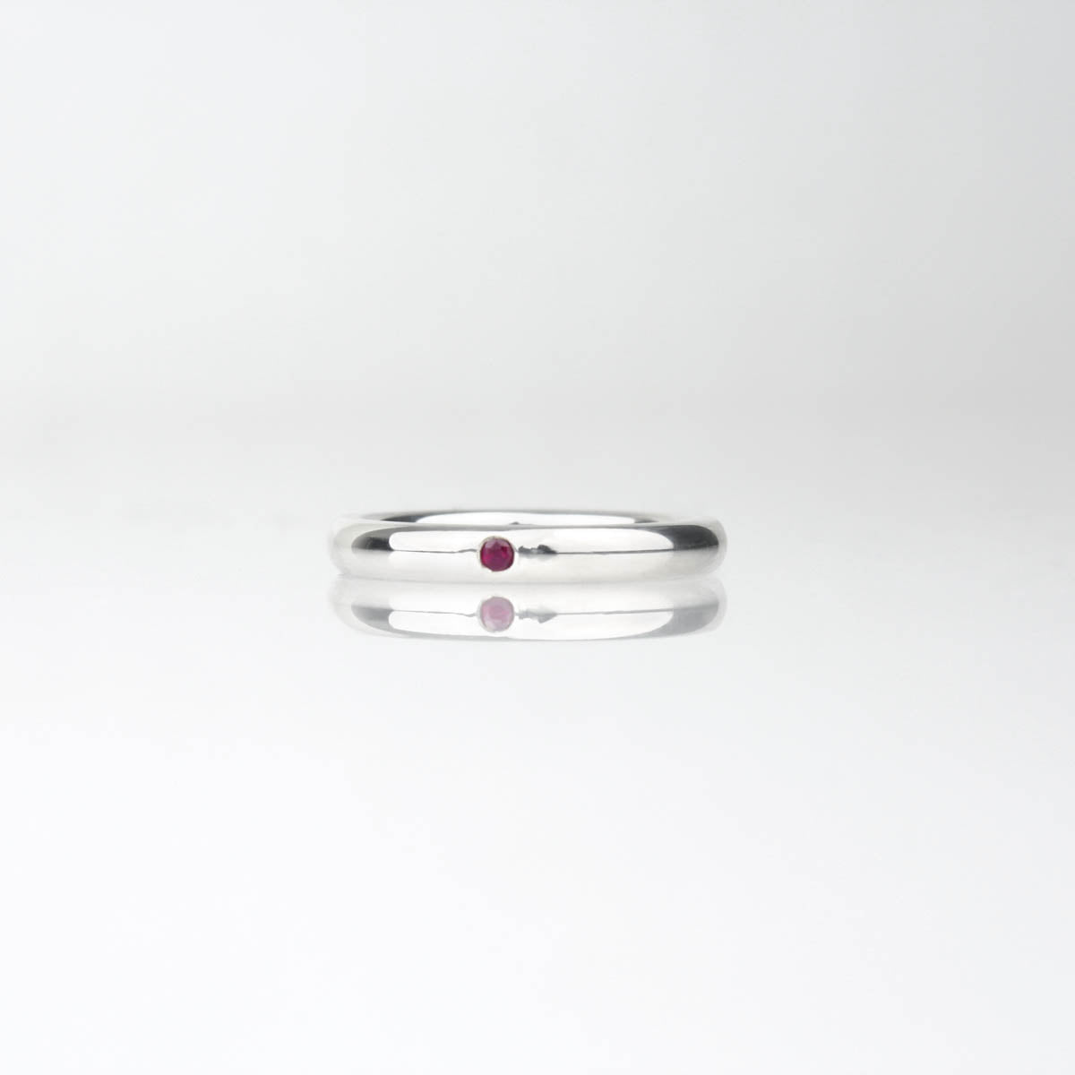 Comfort-fit Ruby Ring