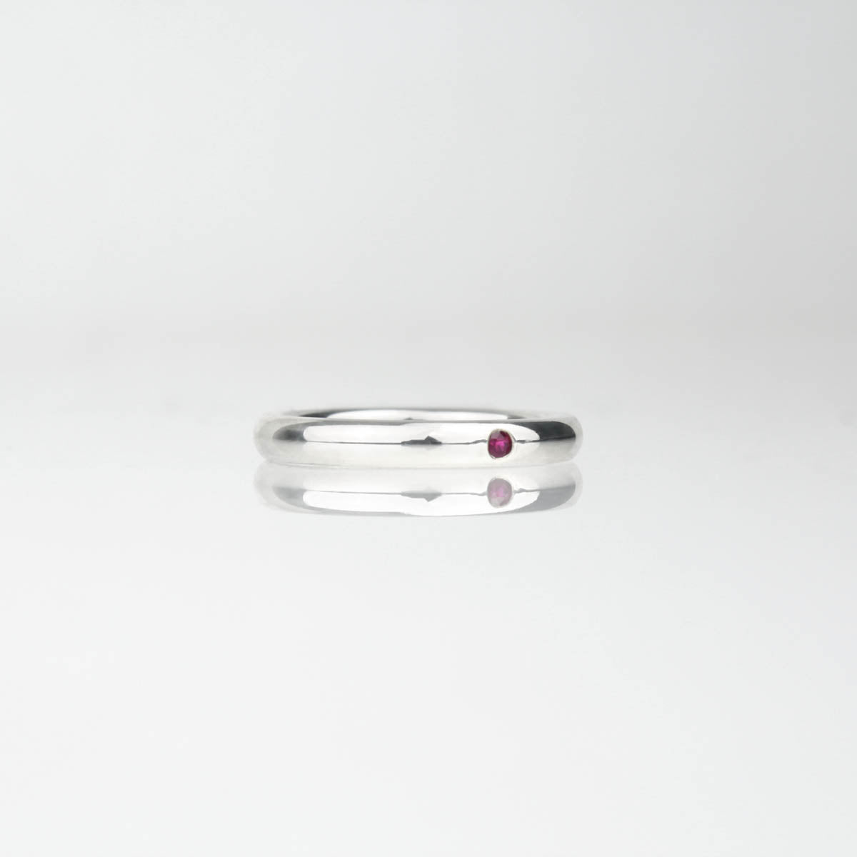 Comfort-fit Ruby Ring