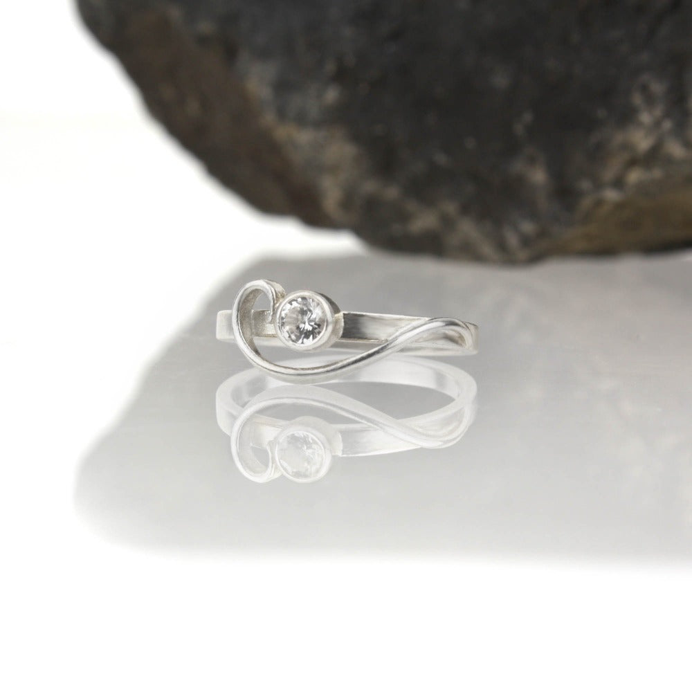 Arabesque Ring with White Sapphire