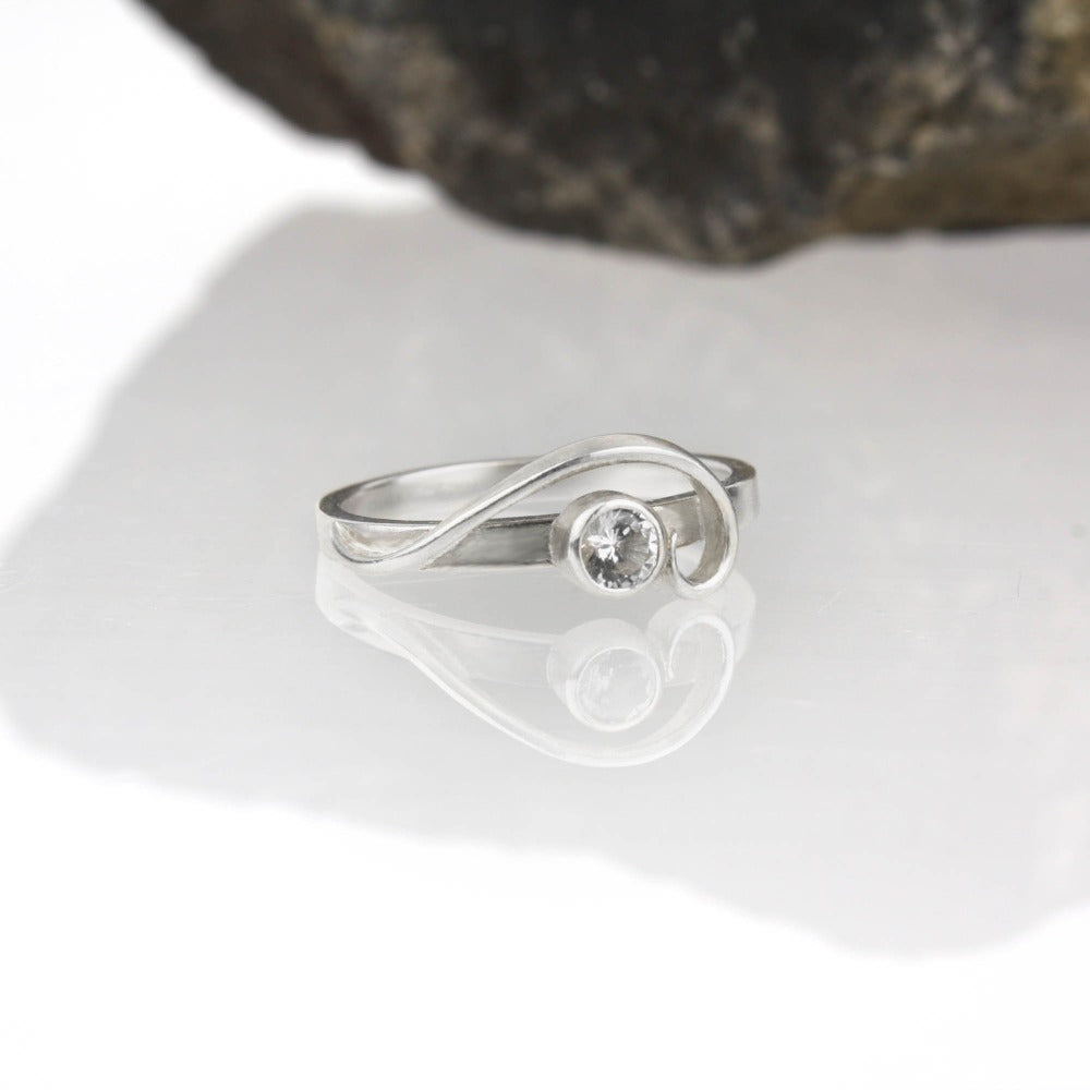 Arabesque Ring with White Sapphire