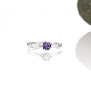 Cascade Ring with 5mm Amethyst